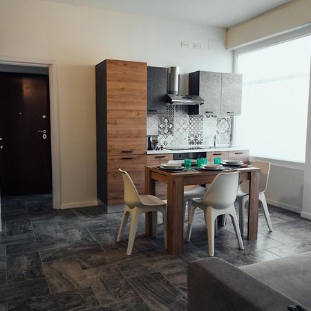 Roberta House Apartment Rozzano Exterior photo