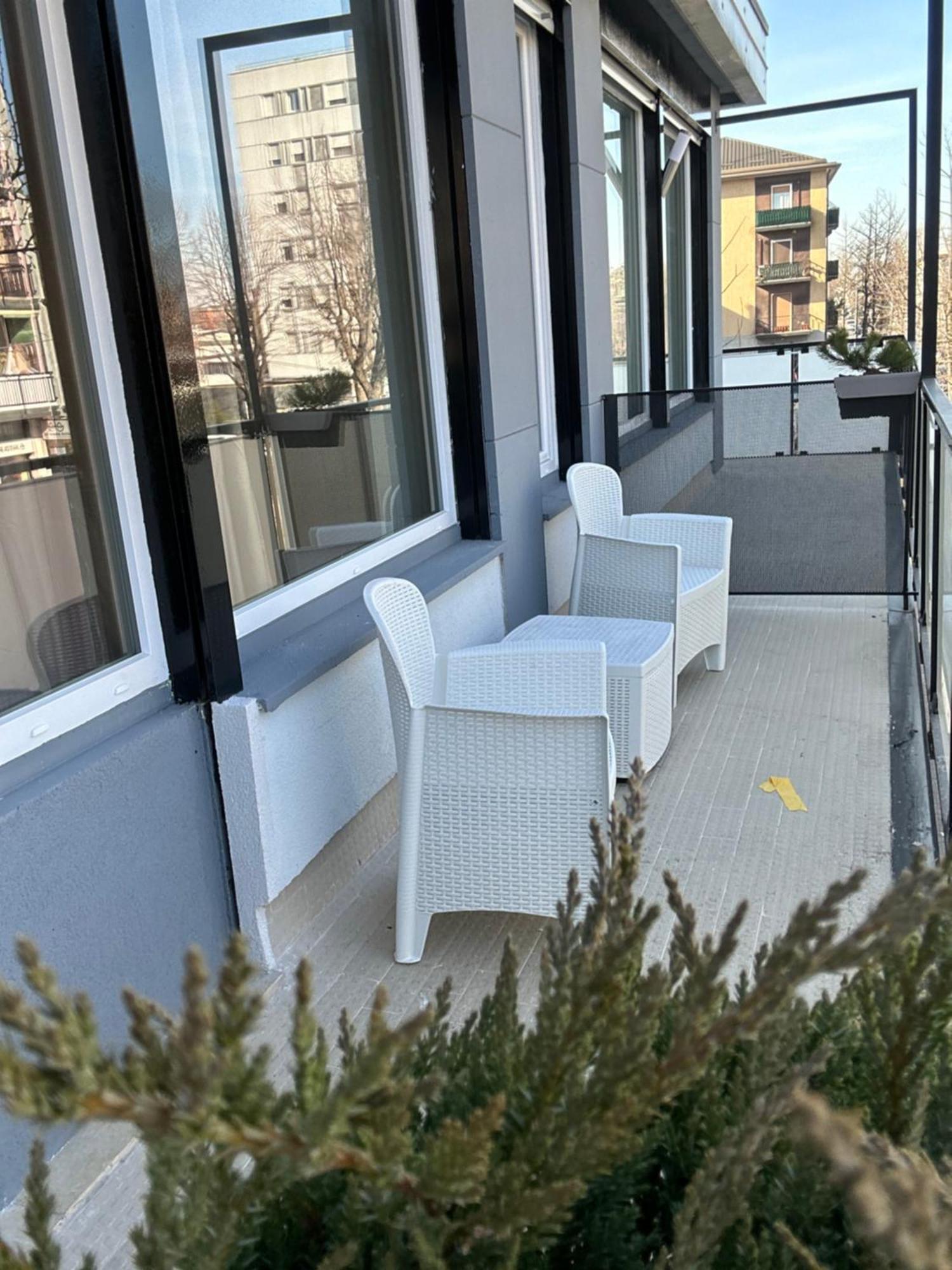 Roberta House Apartment Rozzano Exterior photo